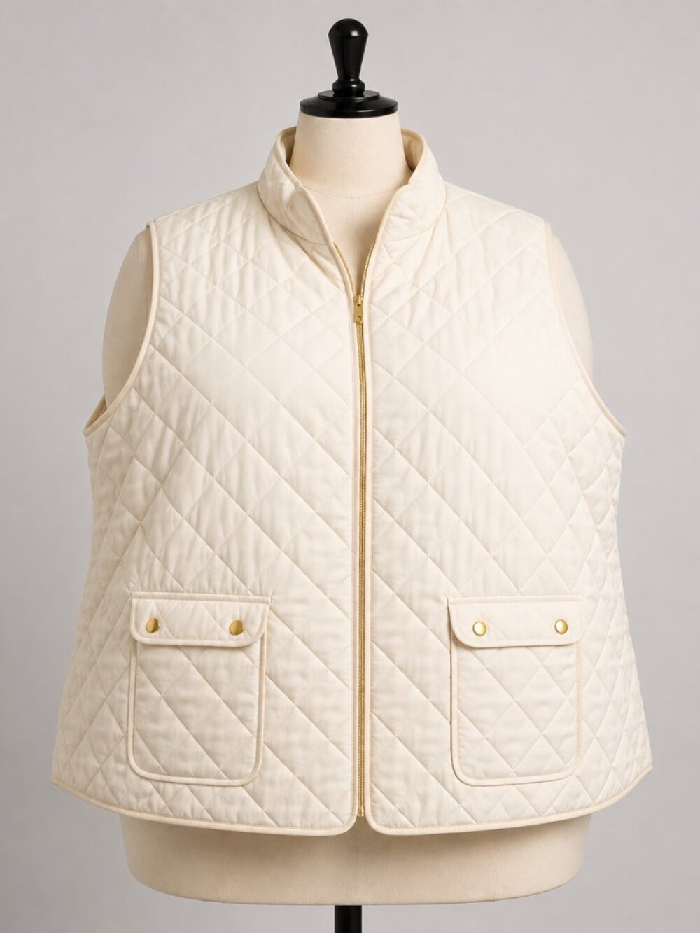 St. John’s Bay Women’s 3X Quilted Vest Ivory Gold Snap Pockets Full Zip puffer